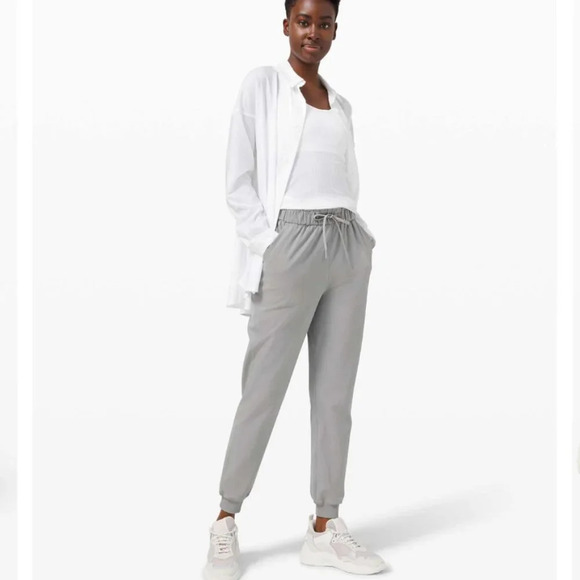 Lululemon Keep Moving Jogger Rhino Grey Size 4 - Picture 3 of 7